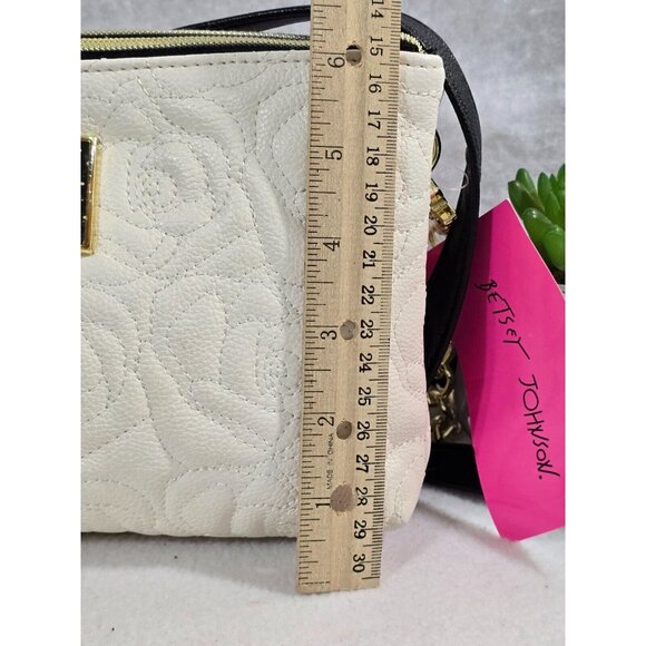 Betsey Johnson Women's Blush Bone Double Zip Bag Tasseled‎ Quilted Floral NEW - Picture 9 of 10